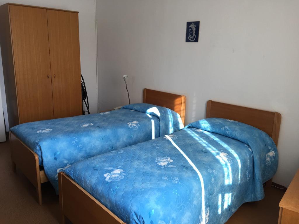 Hotel Plinio Lenno Phòng bức ảnh