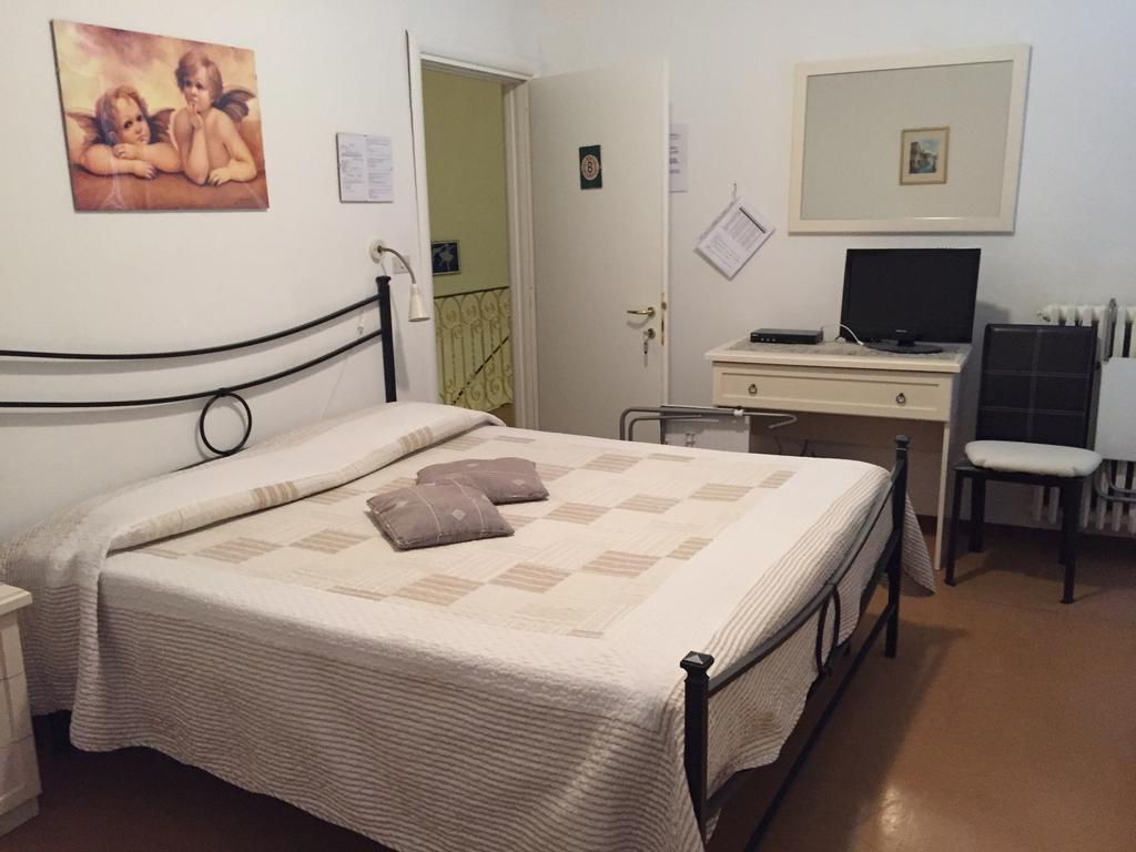 Hotel Plinio Lenno Ngoại thất bức ảnh
