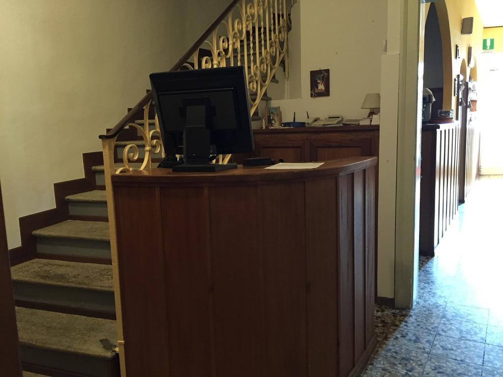 Hotel Plinio Lenno Ngoại thất bức ảnh
